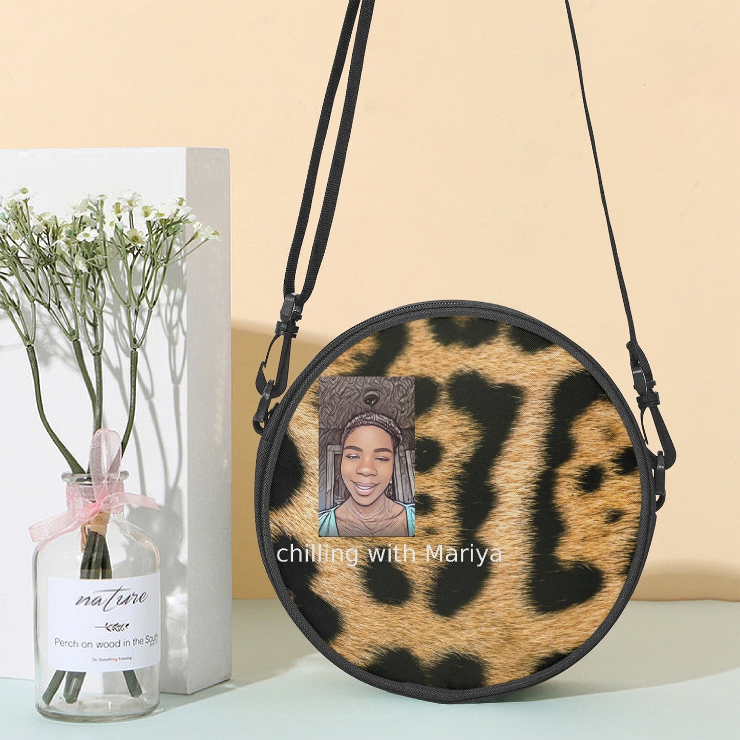 mo mo collection Round Satchel Bag